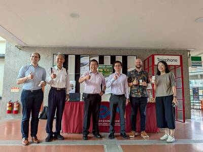 世界竹日 × 以竹代塑 中正大學製商整合研究中心舉辦竹創展示活動　外籍生共襄盛舉、永續理念熱烈迴響圖片